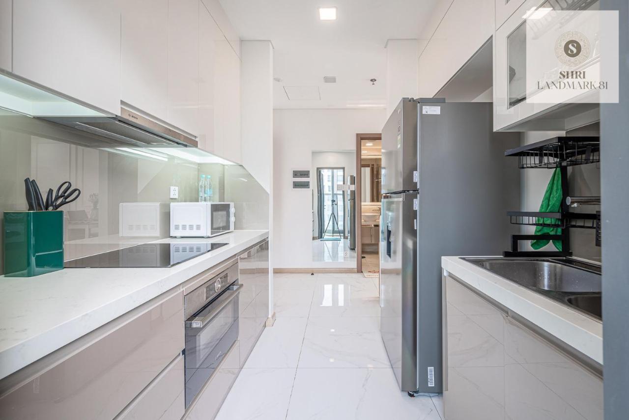 Shri Landscape - Landmark 81 Apartment Ho Şi Min Exterior foto